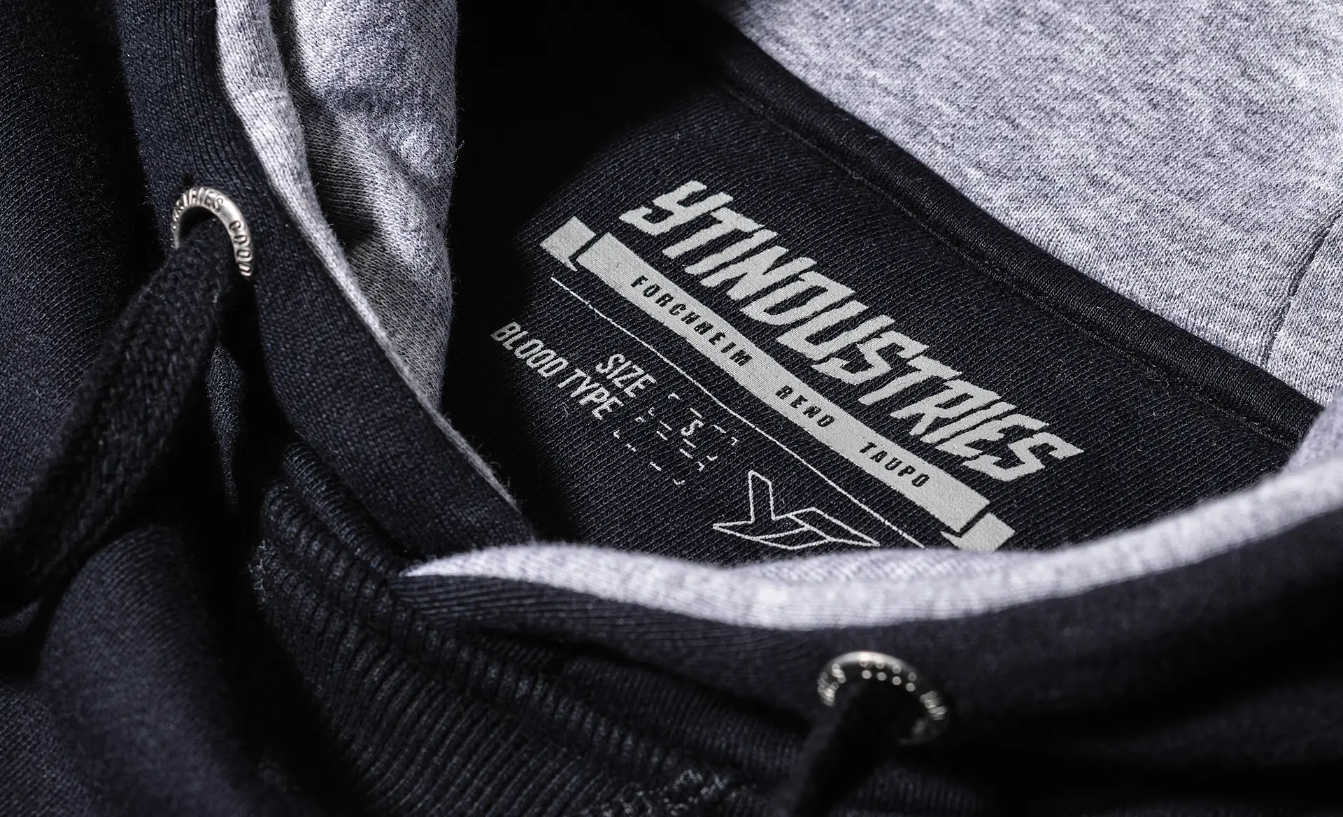 fashion-yt-hoodie-black