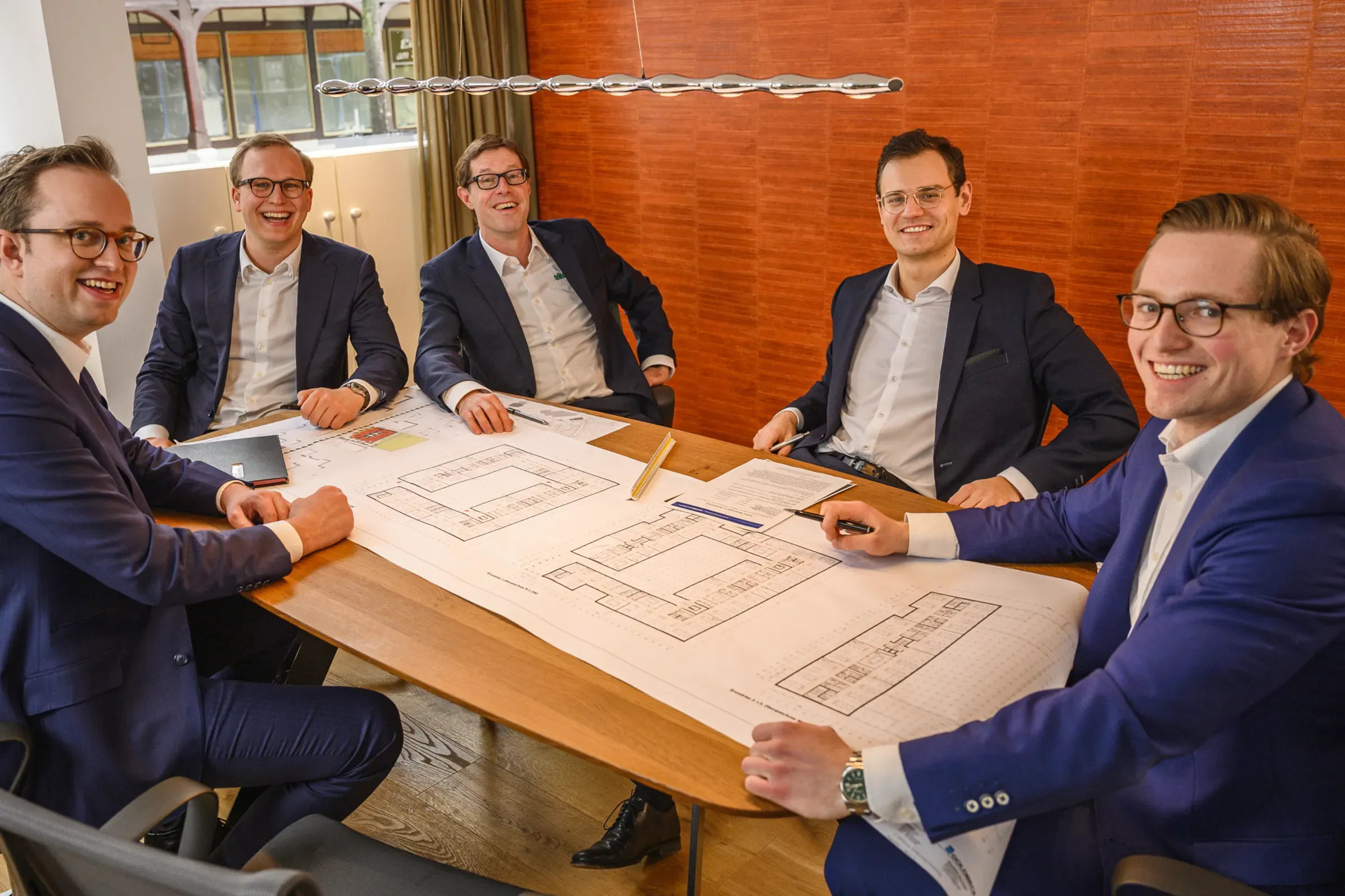 people-junicke-besprechung